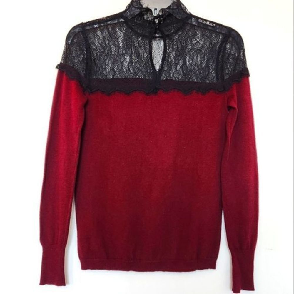 Lace Top Sweater‎  - Picture 3 of 4